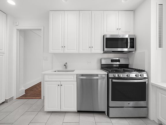 3rd image of 241 Central Park W APT 7E