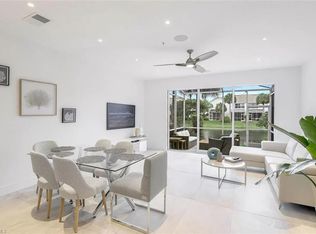 775 Hampton Cir #133, Naples, FL 34105