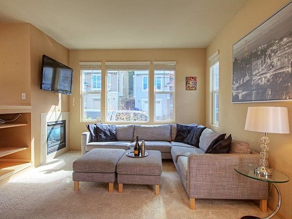 3rd image of 14325 NE 186th Ct