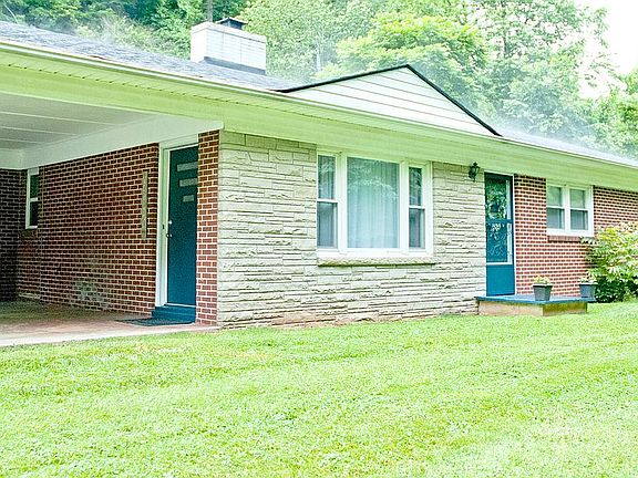 Natural stone accents