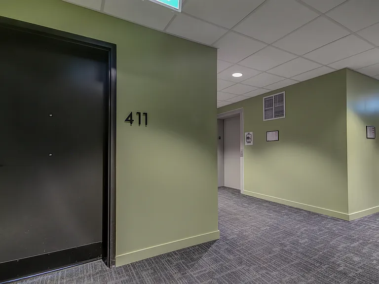 388 King St E #410 — Photo 18