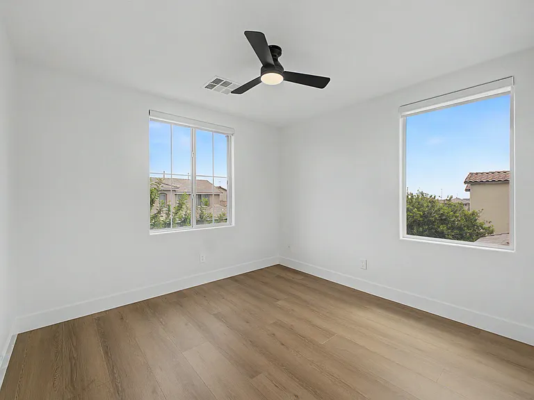 9119 Brilliant Prairie Ct — Photo 14