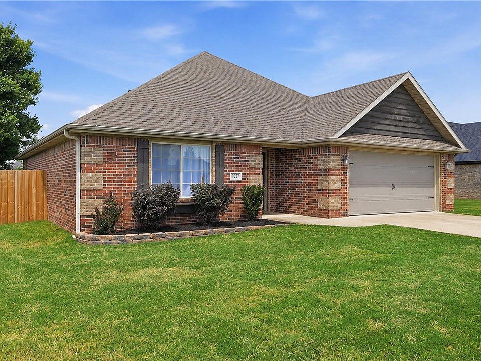 1st image of 1021 Sienna Dr
