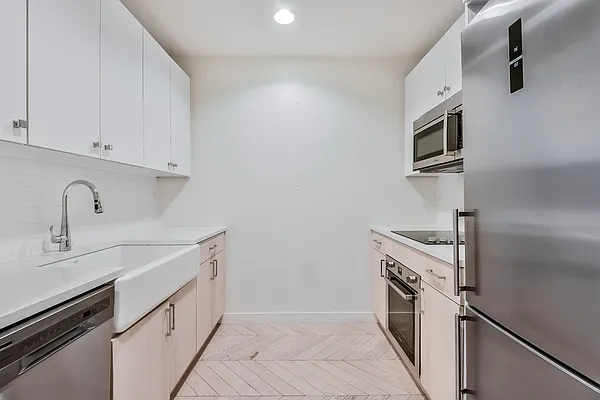 Rented by Nooklyn NYC LLC | media 13