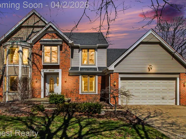38590 Lowell Dr, Farmington Hills, MI 48331
