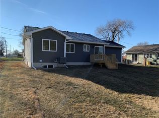 4833 SW 5th St, Des Moines, IA 50315