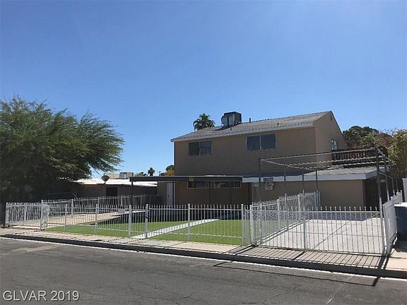 2nd image of 2205 E McWilliams Ave