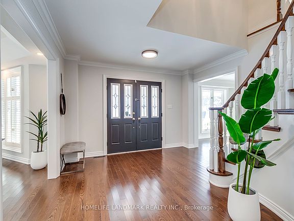 5th image of 427 Cairncroft Rd