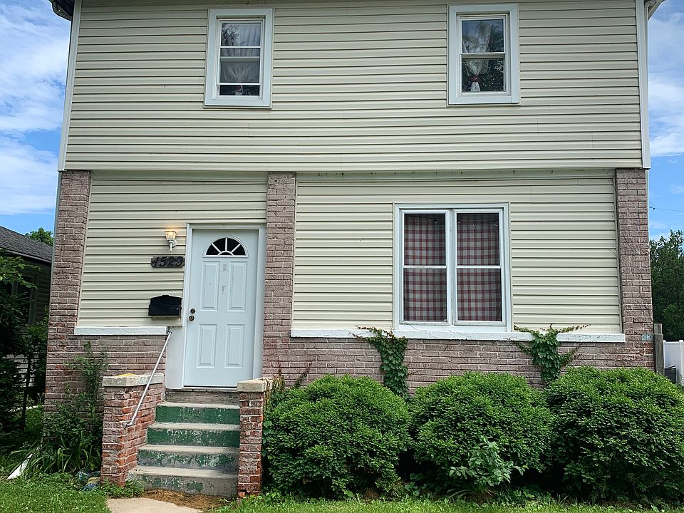 1st image of 1529 Victoria Ave