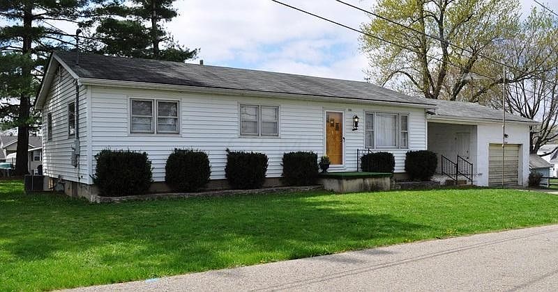 1st image of 2565 Gift St