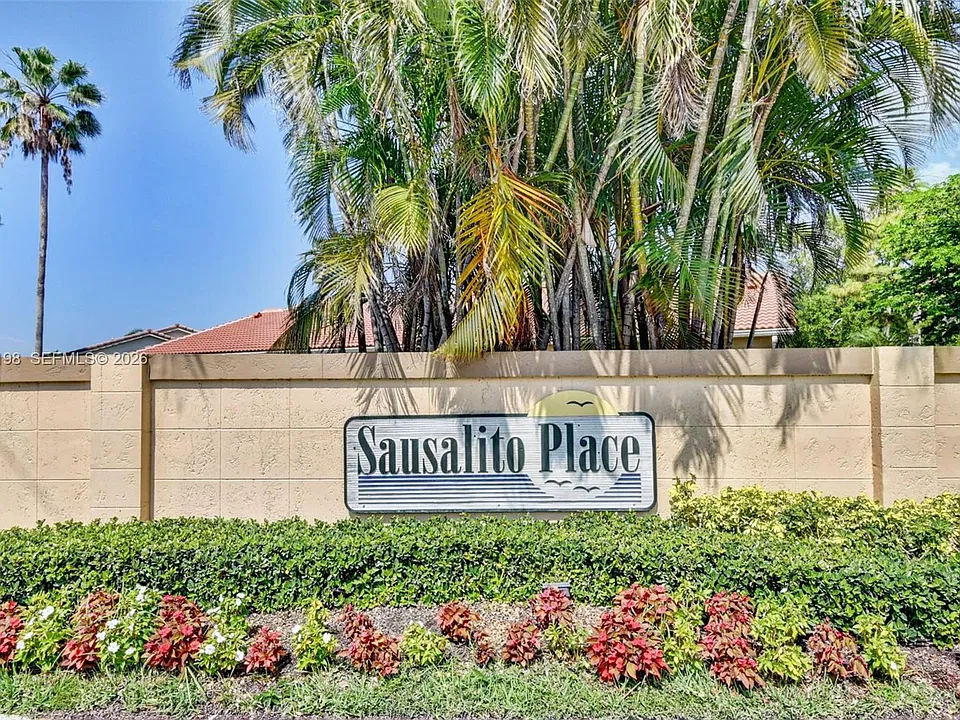 85 Sausalito Dr