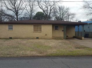 196 Maple St, Halls, TN 38040