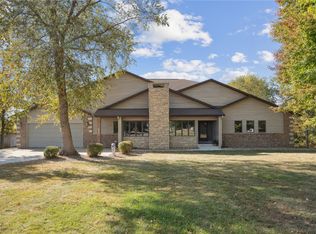 2824 Hunt Trl, Cedar Rapids, IA 52411