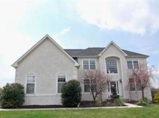 110 Aileen Dr, Lansdale, PA 19446