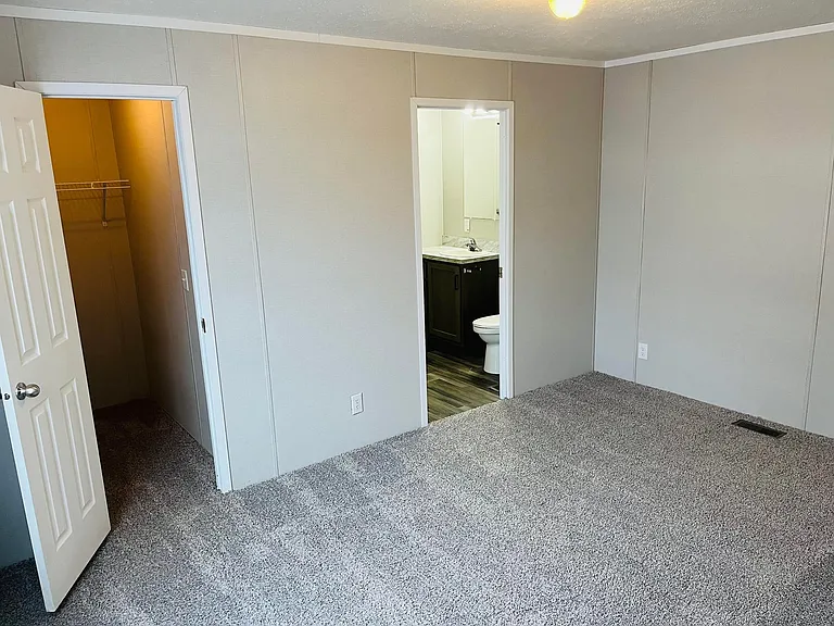Lawndale Estates — Photo 19