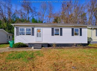 16 Eldorado Cir, Hurricane, WV