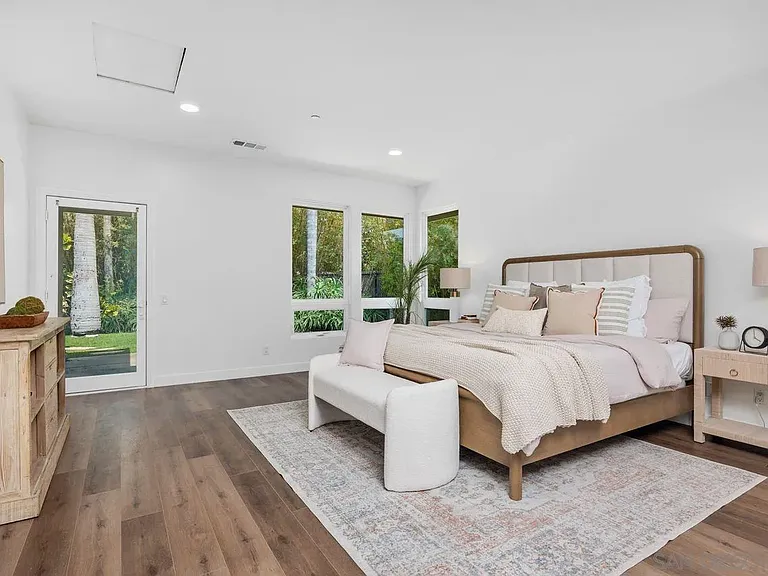 182 Andrew Ave — Photo 16