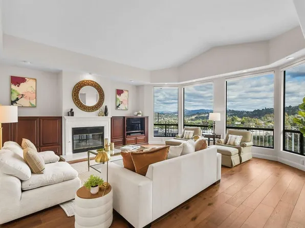 943 Dennstedt Pl, El Cajon, CA 92020
