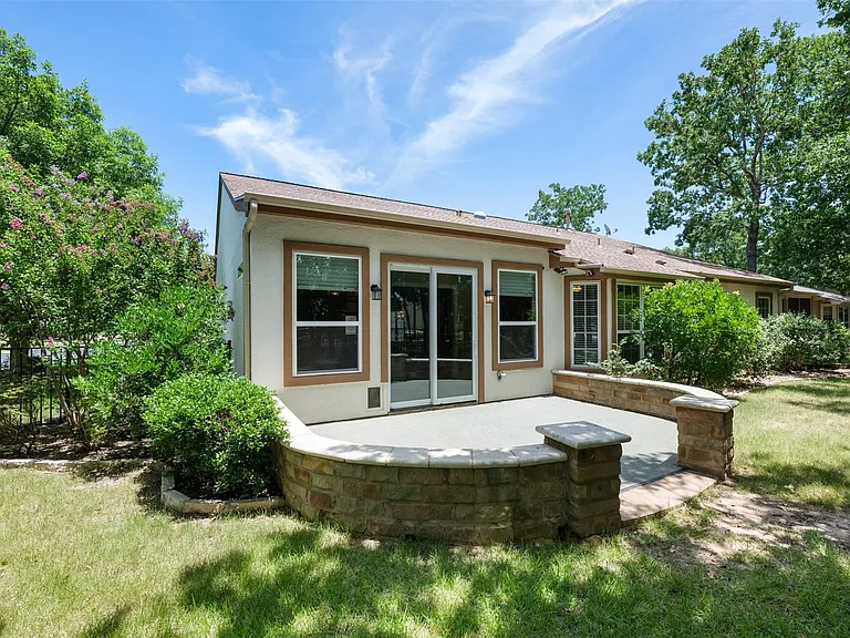 202 River Rock Dr — Photo 29