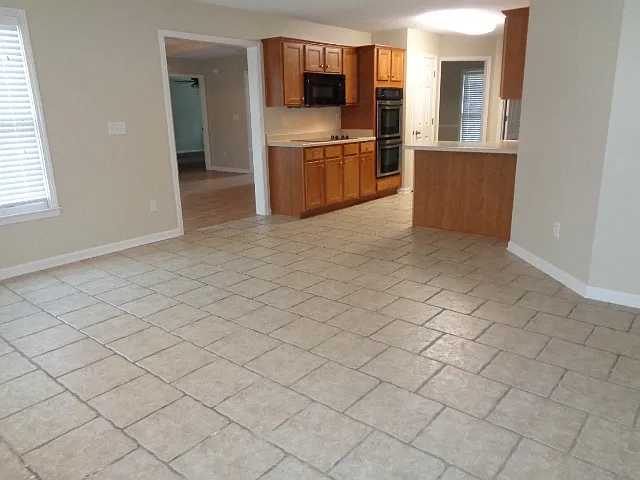 7976 Old Brownsville Rd — Photo 4
