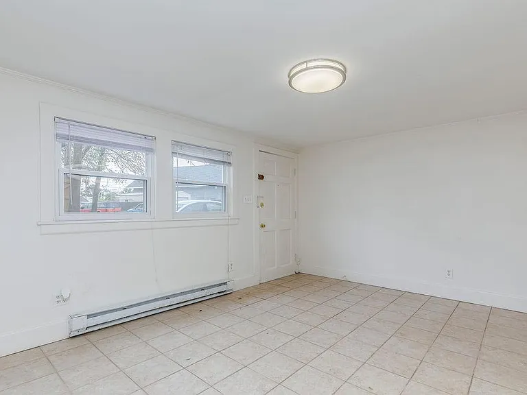 112 Magnolia Rd #2 — Photo 4