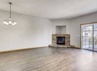 7354 Timber Crest Dr S, Cottage Grove, MN 55016