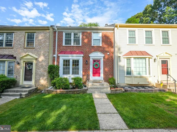 5523 Ridgeton Hill Ct, Fairfax, VA 22032