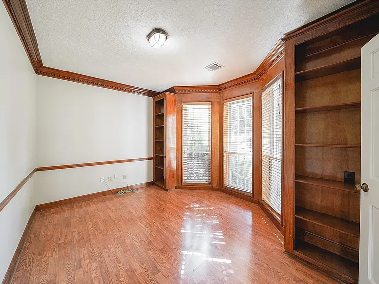 7314 Birchtree Forest Dr — Photo 4