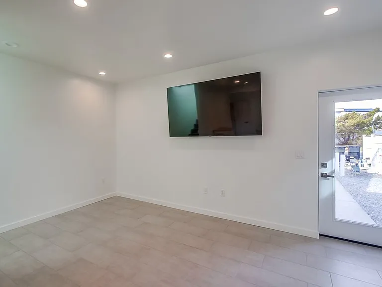 5119 Ewing St #2 — Photo 11