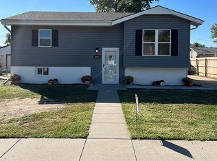 4106 N 13th St, Carter Lake, IA 51510