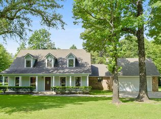 7493 Vidalia Rd, Pass Christian, MS 39571