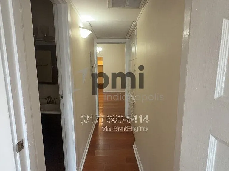 Indy Downtown Colonial Apartments — Photo 45