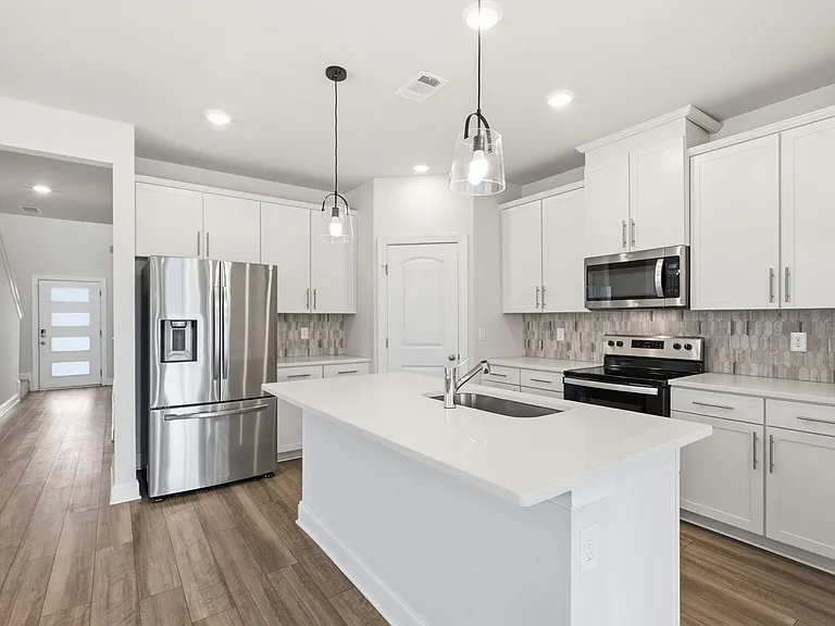 4375 Skyridge Dr — Photo 7