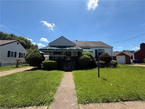 851 Widgeon Rd, Norfolk, VA 23513