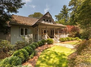 286 Caroline Ln, Cashiers, NC 28717