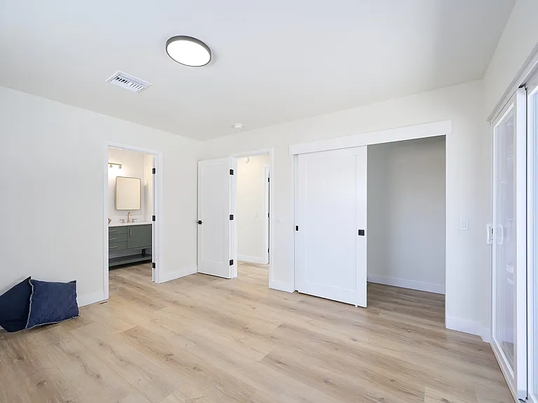 97 Everett St — Photo 20