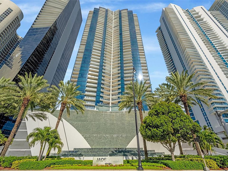 1st image of 17121 Collins Ave APT 3106