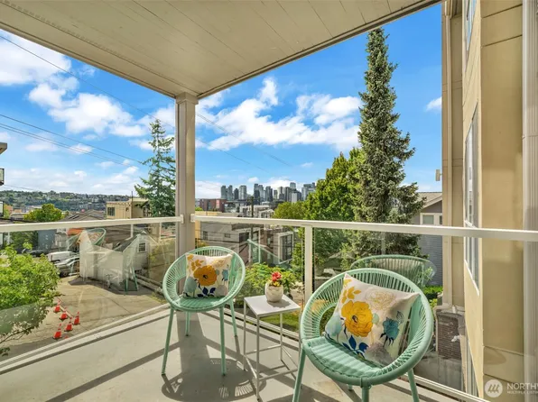 1011 5th Avenue N #201, Seattle, WA 98109
