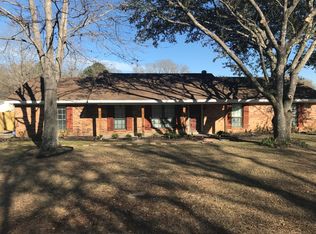1098 Horseshoe Lake Rd, Monroe, LA 71203