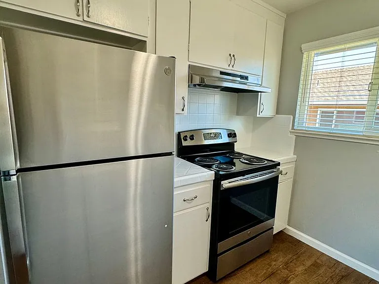 665 Kirkland Dr — Photo 8