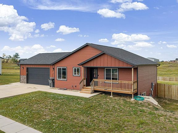 3rd image of 24020 Bridle Ridge Rd