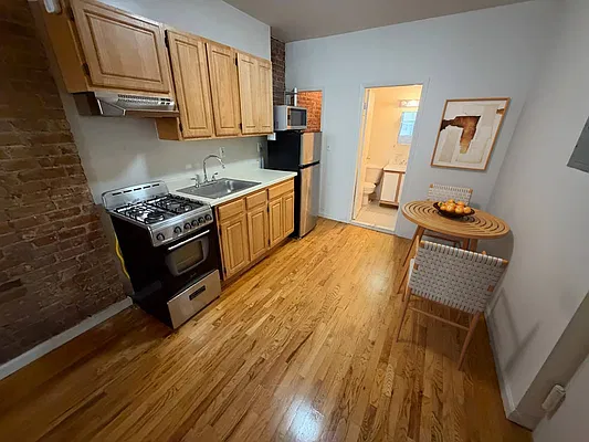 Kitchen, photo 1