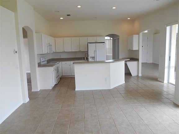 3rd image of 10815 Australian Pine Dr