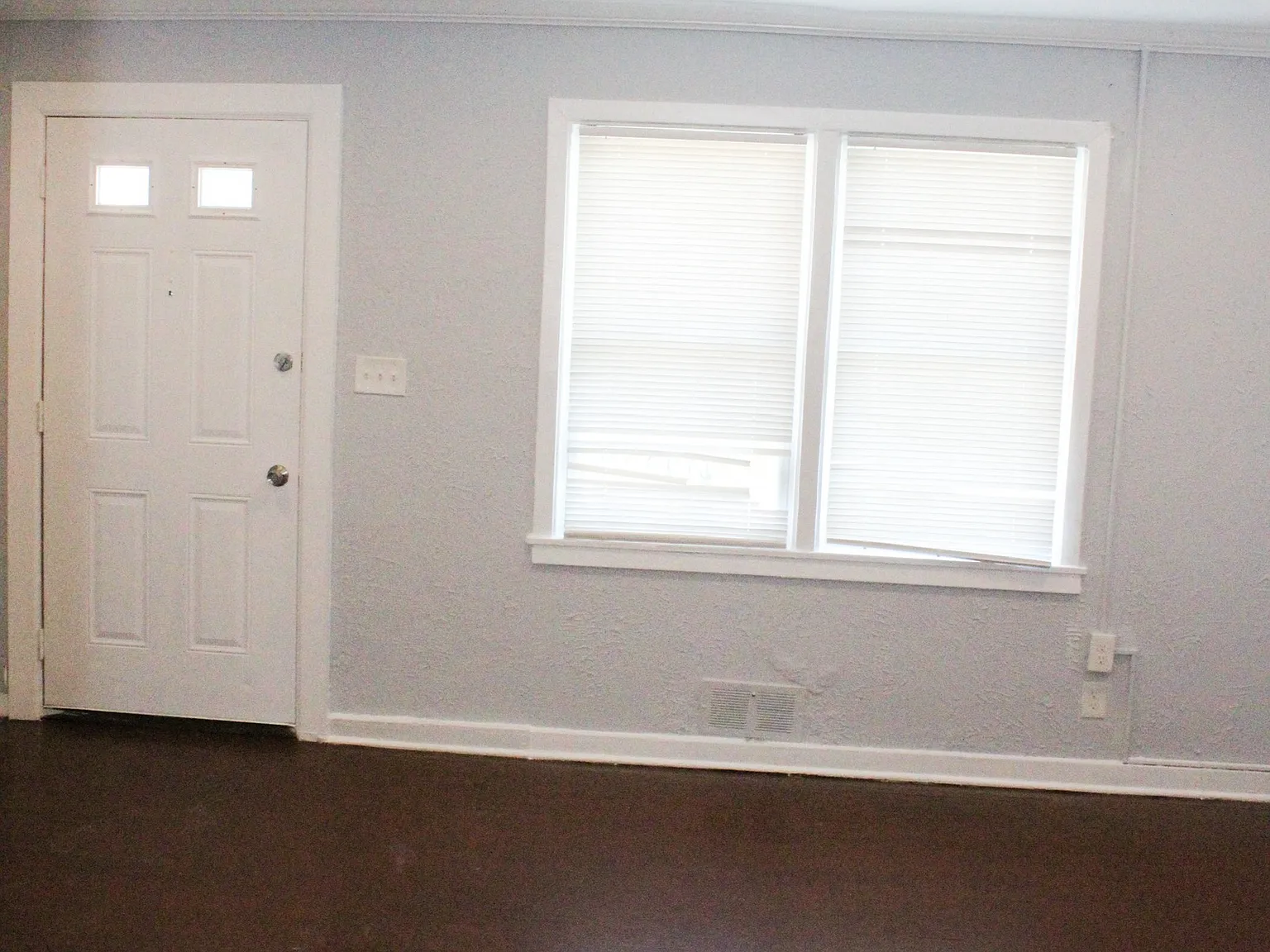 3 bed, 1200 sqft, $1,850 — Photo 4
