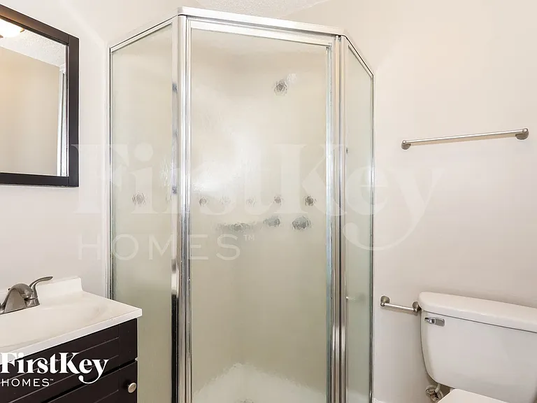 2350 SW 68th Ter — Photo 14