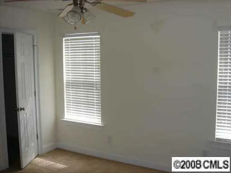 16514 Ambassador Park Dr — Photo 5