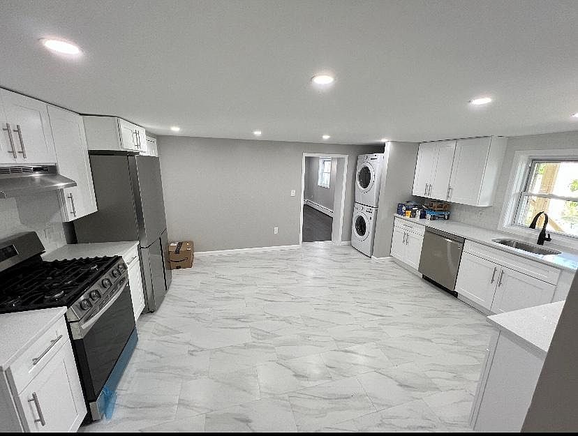 1st image of 282 Mary Lou Ave Floor 2