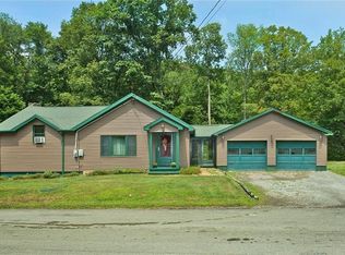 121 Stanton Rd, Champion, PA 15622