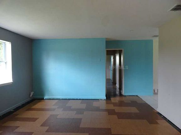4th image of 7403 Langford Way