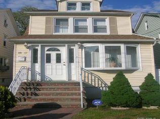 8817 216th St, Jamaica, NY 11427